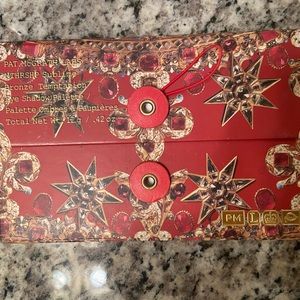 Pat McGrath eyeshadow palette